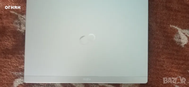 Продавам лап топ fujitsu ram 4gb 500 gb i5 3317u, снимка 1