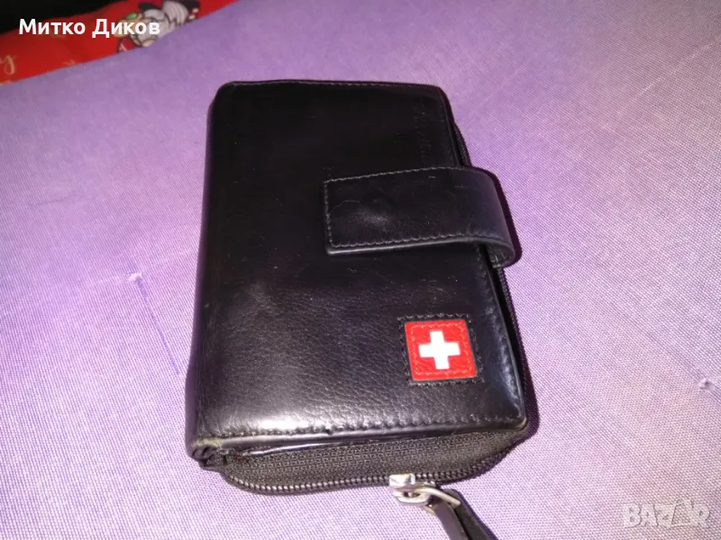 Портфейл Switzerland марков естествена кожа 150х95мм с много прегради за карти, снимка 1