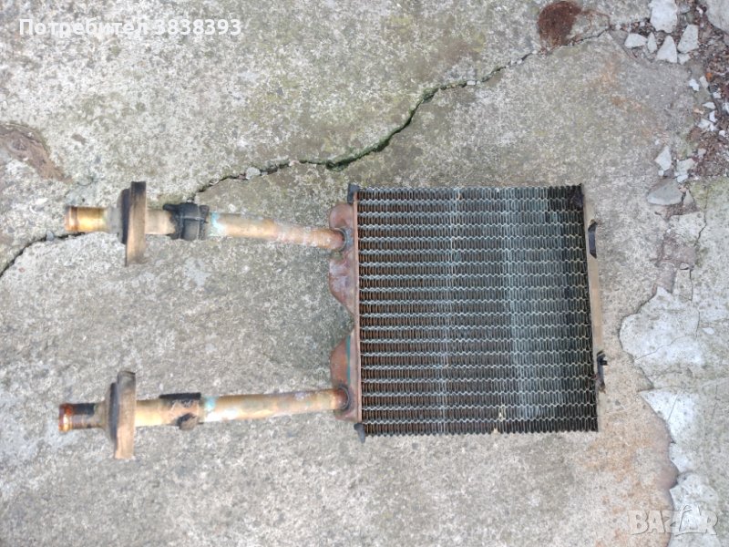 Радиатор за парно със съединения към двигателя за Опел астра f 1.7 tds 82.k.c 1996г, снимка 1