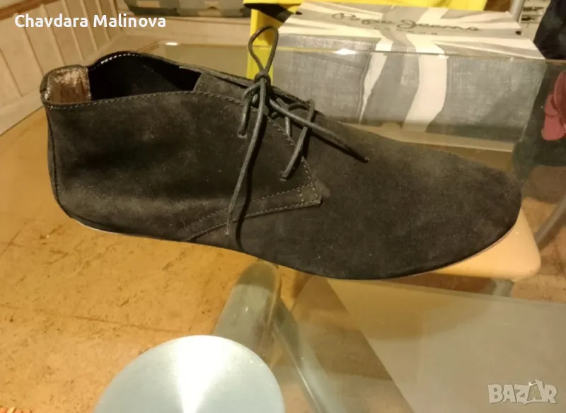 Черни велурени обувки.Номер 36. Италианска марка EYE, снимка 1