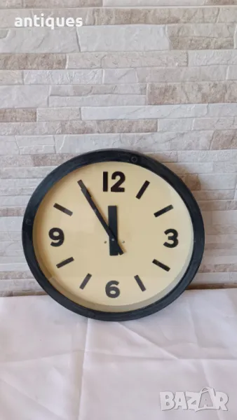 Стар стенен часовник - Радиосинхрон - България - Антика - 1970", снимка 1