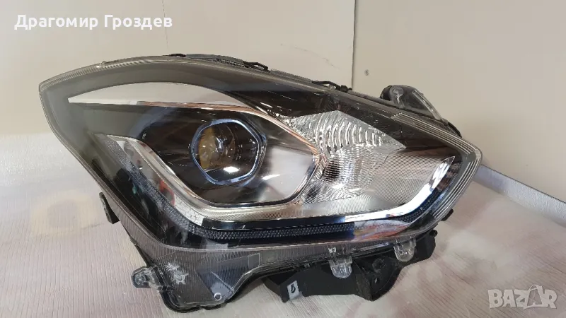 Оригинален десен фар за Suzuki Swift / Сузуки Суифт (2017-2023), снимка 1