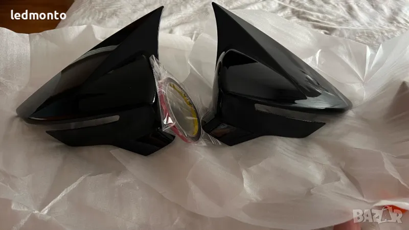 Капаци за странични огледала за SEAT Leon, Ibiza и Arona - Гланцово Черно, снимка 1