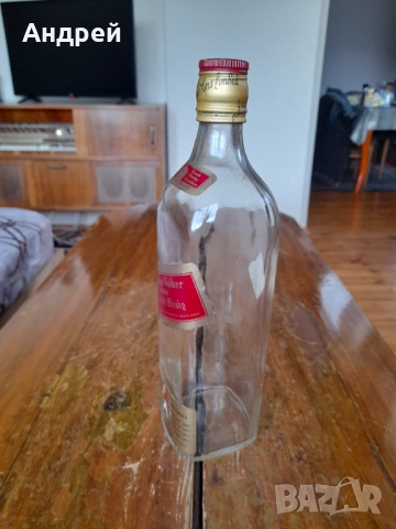 Стара бутилка Johnnie Walker #3, снимка 3 - Други ценни предмети - 51979069