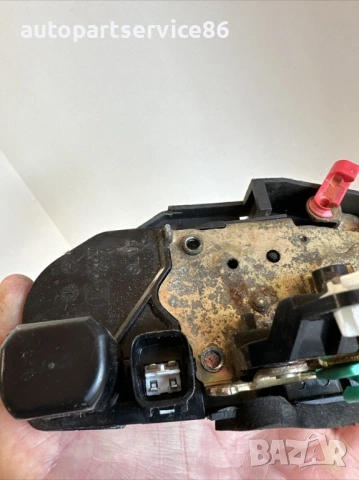 Механизъм за заключване на предна лява врата за Jeep Grand Cherokee 3.0 CRD (2006), снимка 2 - Части - 53524223