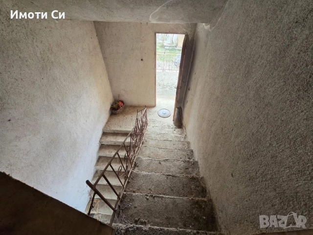 Триетажна къща, снимка 10 - Къщи - 52321000