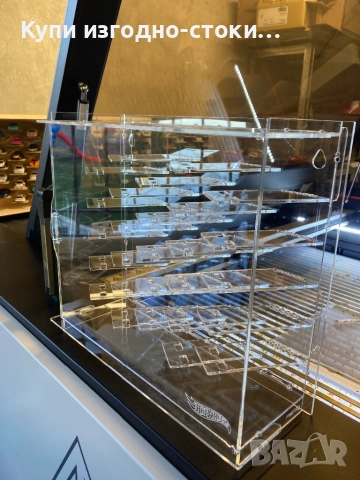 Прозрачна витрина за колички Hot Wheels 30бр