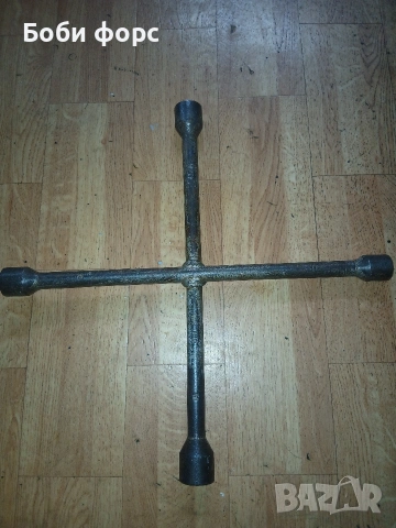 Оргинален руски кръстат ключ много здрав , снимка 11 - Аксесоари и консумативи - 53664560