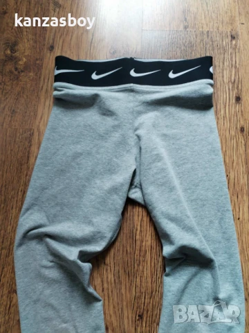 Nike - страхотен дамски клин XS, снимка 4 - Клинове - 50488809