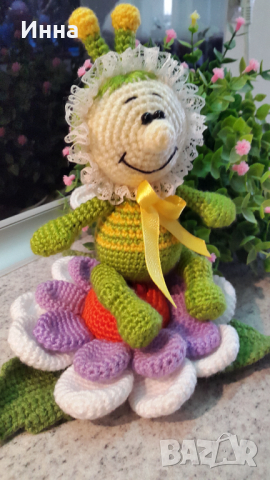 Плетена играчка Буболечка+голямо цвете, Плетени, ръчно изработени., снимка 4 - Романтични подаръци - 32279475