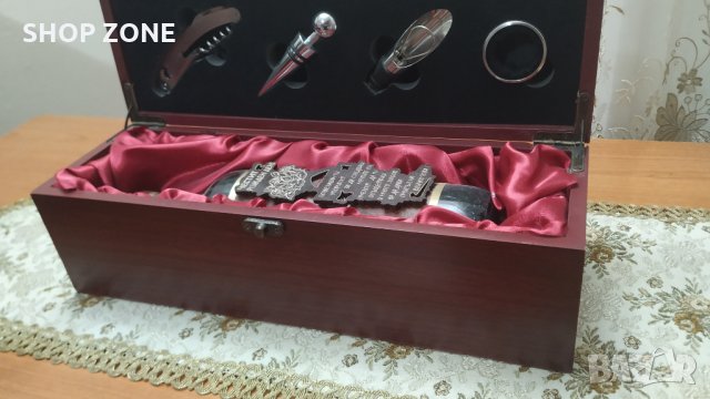 Луксозен комплект с аксесоари, снимка 12 - Антикварни и старинни предмети - 34417144