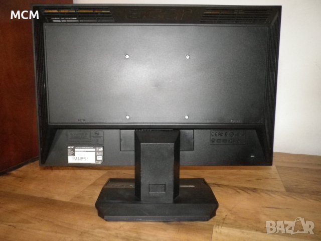 Качествен монитор Acer V193W, снимка 6 - Монитори - 42007580