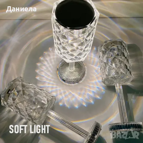 Настолна лампа с USB кабел и дистанционно тип кристална чаша.