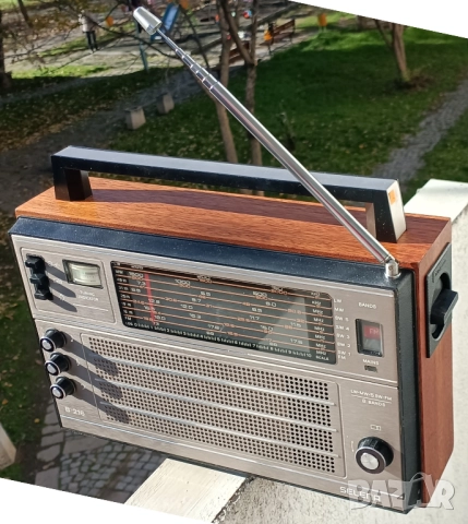 52📻✨ Върни си спомените с реставрираното SELENA B216 – 110 лв.