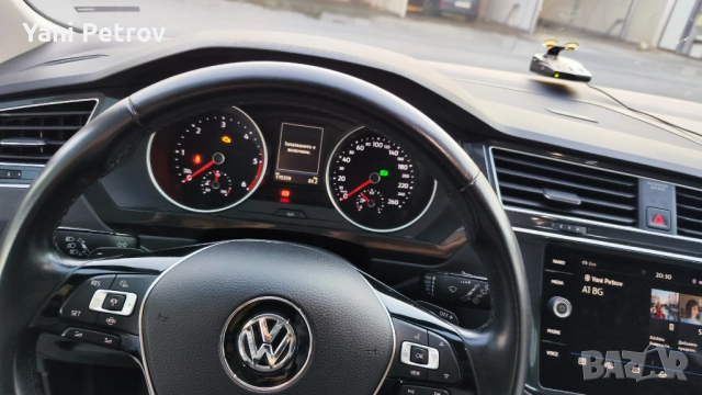 Продавам VW Tiguan 2.0 TDI, снимка 12 - Автомобили и джипове - 52660507