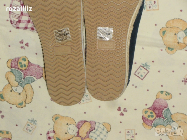 TOMS оригинални нови дамски 38, снимка 8 - Дамски ежедневни обувки - 51722509