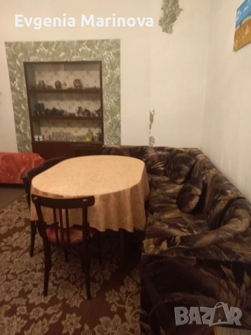 Отдавам спалня,хол,кухня,баня с тоалетна,лятна градина топ център, снимка 5 - Апартаменти - 52406648