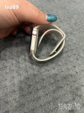 Apple Watch SE , снимка 6 - Смарт часовници - 53048697