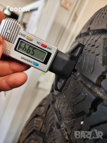 4бр.зимни гуми 215/60/17C Semperit, снимка 3 - Гуми и джанти - 52238072