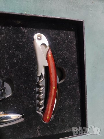 Продавам комплект за вино, снимка 2 - Други ценни предмети - 35836824