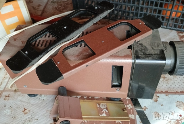 Прожекционен апарат ПТП 216 съветски, снимка 3 - Антикварни и старинни предмети - 52470350