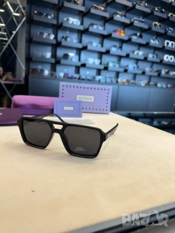 очила с черен обикновен калъф ray ban prada gucci christian dior , снимка 7 - Слънчеви и диоптрични очила - 50673447