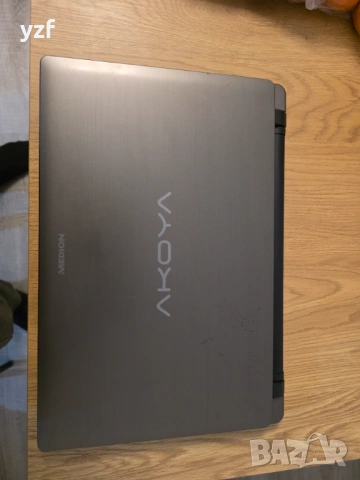 Medion Akoya E 6240 15,6 инча, снимка 2 - Лаптопи за работа - 53398767