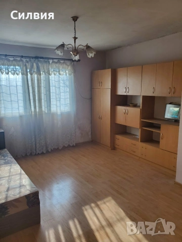 Къща в с.Калипетрово, снимка 7 - Къщи - 53850618