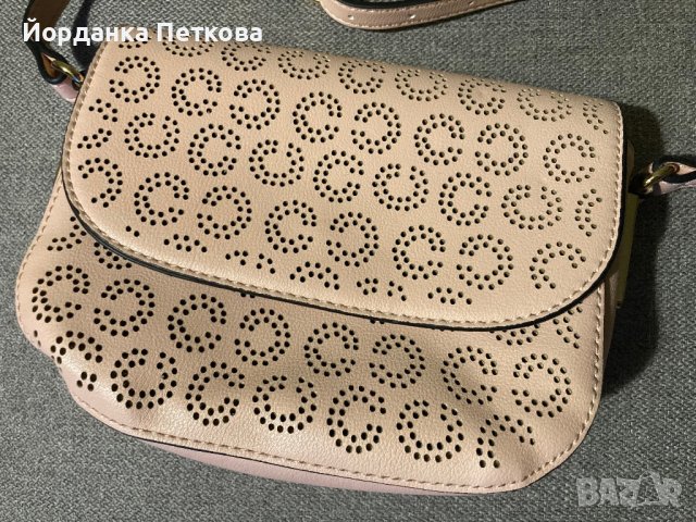 Малка дамска чанта Carpisa, снимка 2 - Чанти - 39877306