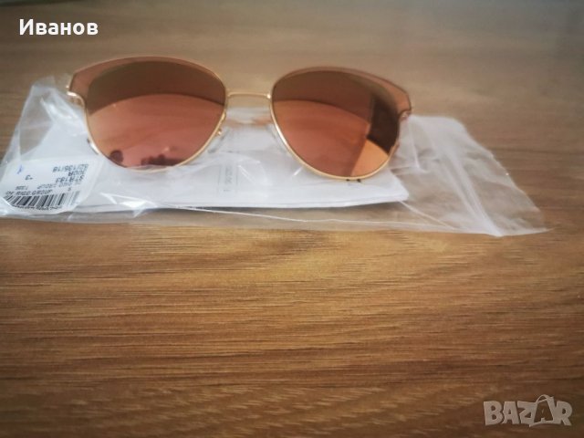 Оригинални очила Trussardi, снимка 2 - Слънчеви и диоптрични очила - 34887531