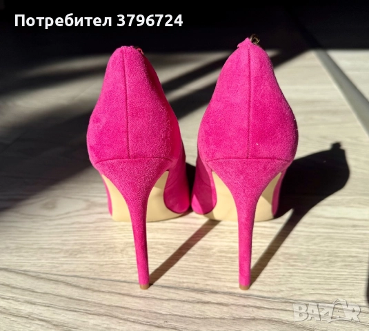 Дамски обувки на ток със златни верижки, снимка 5 - Дамски обувки на ток - 52307645