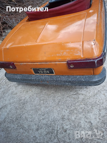 Детска кола Москвич с педали, снимка 2 - Други ценни предмети - 36301406