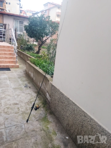 Спининг въдица+макара, снимка 2 - Въдици - 53646688