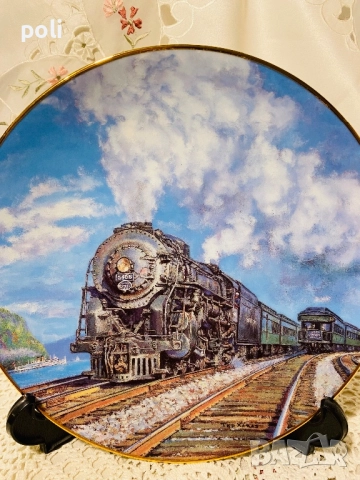 порцеланова чиния за стена , снимка 2 - Декорация за дома - 52477945