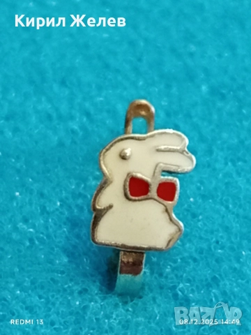 Емайлирана сребърна обеца във формата на ЗАЙЧЕ стил и елегантност 33063