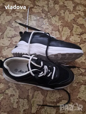 Дамски маратонки номер 39, снимка 4 - Маратонки - 48819907