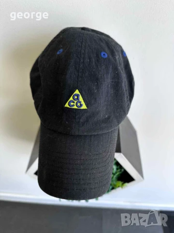 Шапка с козирка