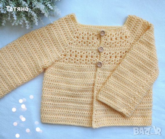 Детска плетена жилетка