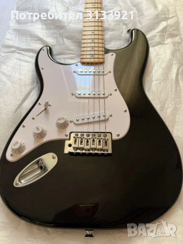 Fender Squier Sonic Stratocaster Left Hand, снимка 2 - Китари - 53097157