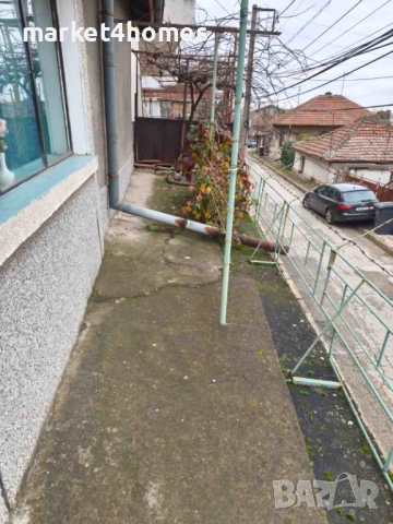 уютна къща в най-предпочитаната част на 9-ти квартал, снимка 11 - Къщи - 52772573