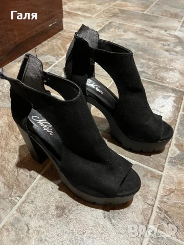 Дамски обувки 37 номер