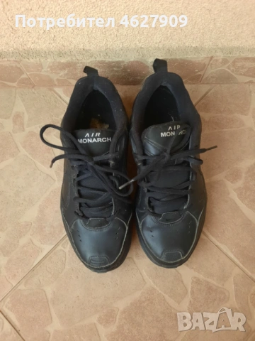 Маратонки Nike AIR Monarch