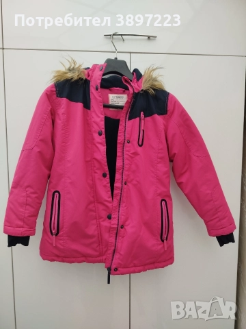 Зимно яке за момиче , снимка 4 - Детски якета и елеци - 52646421