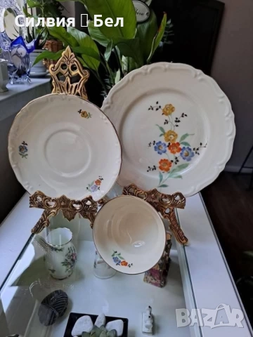 Порцеланов троен сет