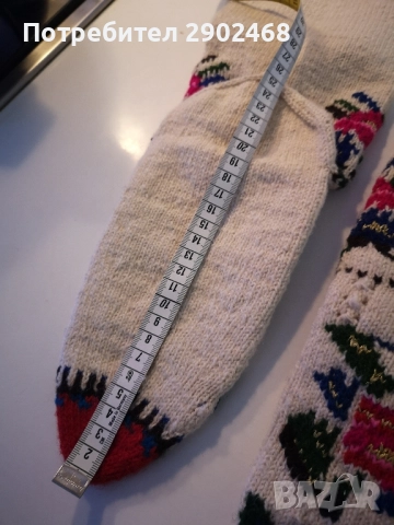 Плетени вълнени чорапи за народна носия. , снимка 6 - Антикварни и старинни предмети - 52330326