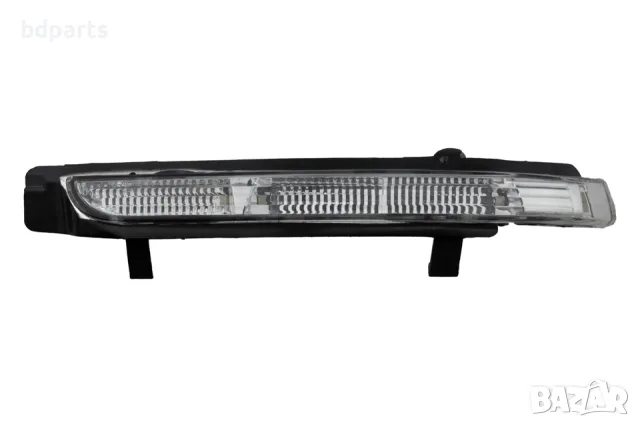 Десен мигач за странично огледало, Led, Skoda Octavia, Superb, снимка 3 - Части - 56142827