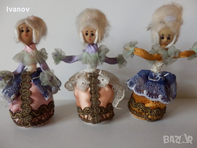 Стари кукли