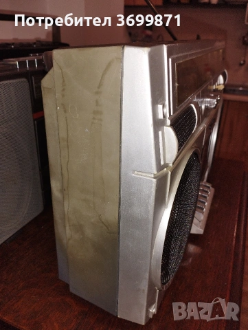 Радиокасетофон Саньо., снимка 2 - Радиокасетофони, транзистори - 53358090