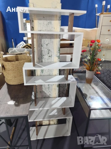 Холна етажерка за книги нов внос от Англия 