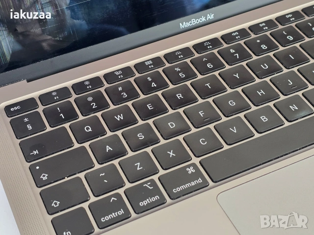 MacBook air 2020 A2179 цял за ремонт, снимка 5 - Лаптопи за игри - 53654972